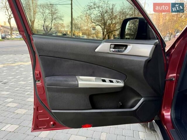 Червоний Субару Forester, об'ємом двигуна 2.46 л та пробігом 181 тис. км за 9999 $, фото 45 на Automoto.ua