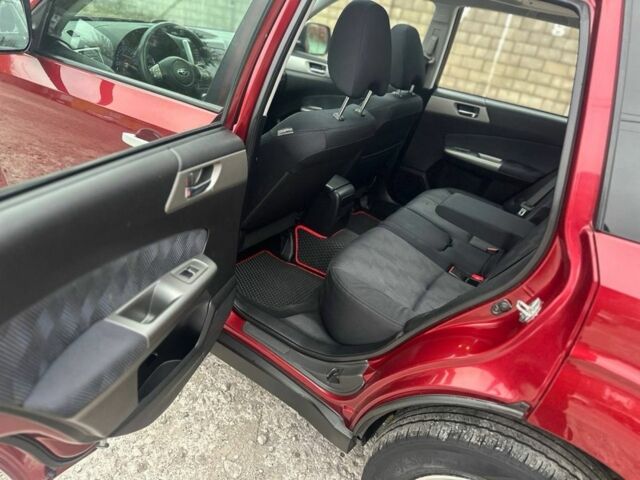 Субару Форестер 2008 в Никополе на Automoto.ua Красный Субару Форестер, объемом двигателя 2 л и пробегом 136 тыс. км за 8500 $, фото 12 на Automoto.ua