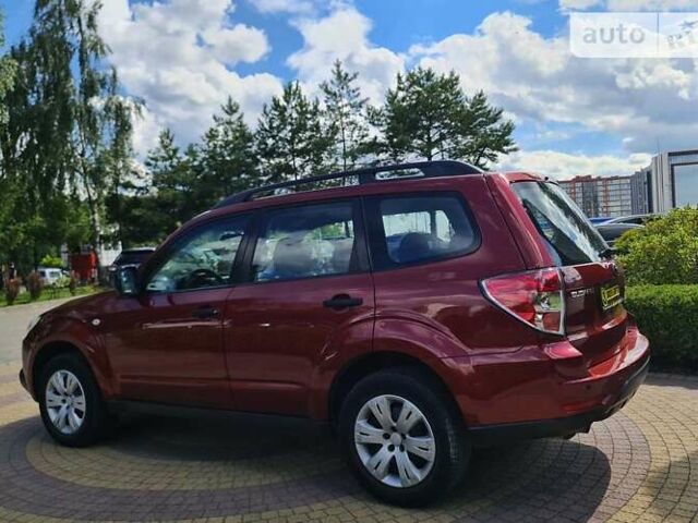 Червоний Субару Forester, об'ємом двигуна 2 л та пробігом 187 тис. км за 8999 $, фото 3 на Automoto.ua