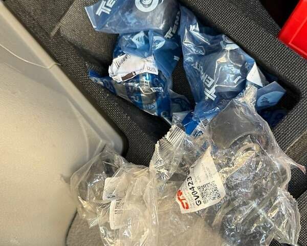 Червоний Субару Forester, об'ємом двигуна 2 л та пробігом 94 тис. км за 11300 $, фото 31 на Automoto.ua