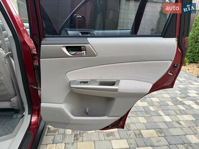 Червоний Субару Forester, об'ємом двигуна 2 л та пробігом 94 тис. км за 11300 $, фото 62 на Automoto.ua