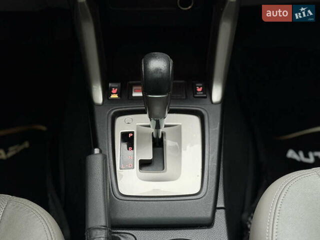 Красный Субару Форестер, объемом двигателя 2.5 л и пробегом 200 тыс. км за 9900 $, фото 48 на Automoto.ua