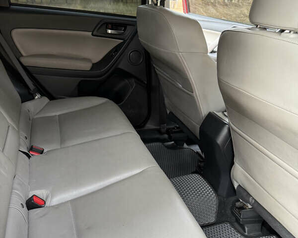 Красный Субару Форестер, объемом двигателя 2.46 л и пробегом 141 тыс. км за 14000 $, фото 11 на Automoto.ua