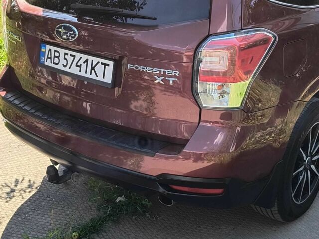 Красный Субару Форестер, объемом двигателя 2 л и пробегом 150 тыс. км за 15500 $, фото 5 на Automoto.ua