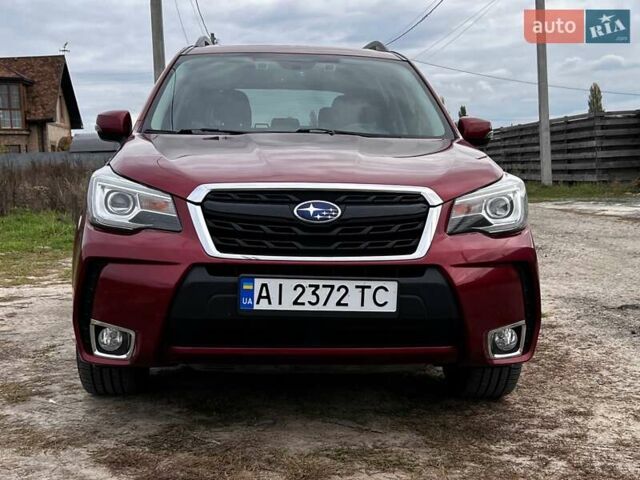 Красный Субару Форестер, объемом двигателя 2 л и пробегом 132 тыс. км за 15000 $, фото 2 на Automoto.ua