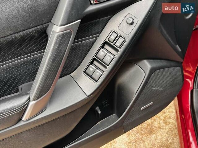 Красный Субару Форестер, объемом двигателя 2 л и пробегом 132 тыс. км за 15000 $, фото 9 на Automoto.ua