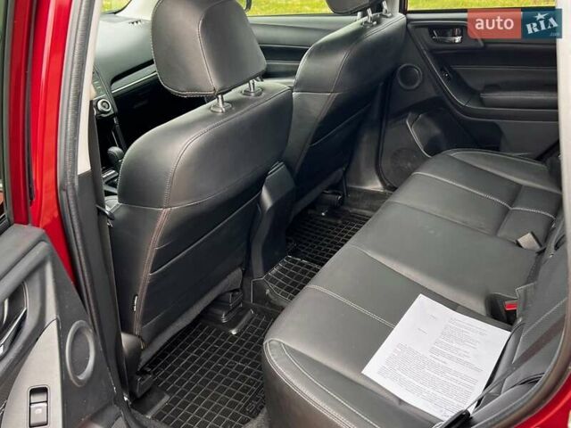 Красный Субару Форестер, объемом двигателя 2 л и пробегом 132 тыс. км за 15000 $, фото 7 на Automoto.ua