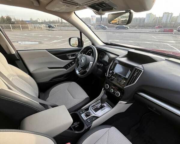 Субару Forester 2019 у Києві на Automoto.ua Червоний Субару Forester, об'ємом двигуна 2.5 л та пробігом 55 тис. км за 24700 $, фото 12 на Automoto.ua