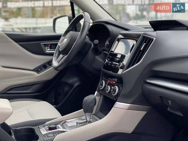 Красный Субару Форестер, объемом двигателя 2.5 л и пробегом 93 тыс. км за 19999 $, фото 15 на Automoto.ua