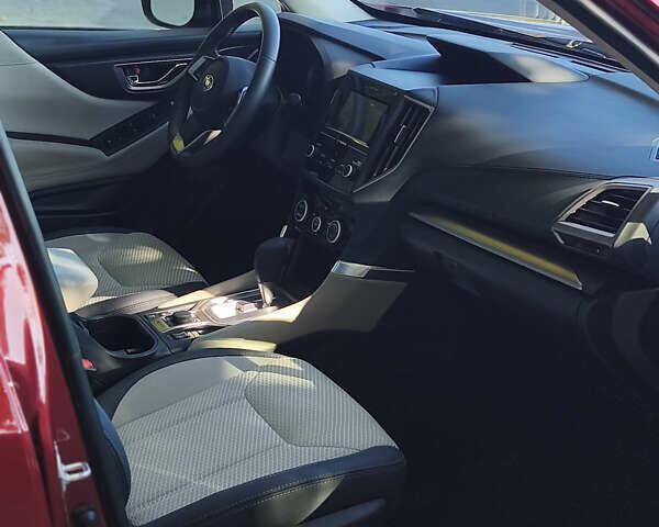 Красный Субару Форестер, объемом двигателя 2.5 л и пробегом 2 тыс. км за 22999 $, фото 5 на Automoto.ua