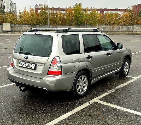 Субару Форестер, объемом двигателя 2 л и пробегом 300 тыс. км за 3499 $, фото 2 на Automoto.ua
