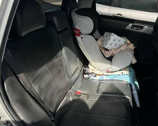 Субару Форестер, объемом двигателя 2.46 л и пробегом 235 тыс. км за 7777 $, фото 2 на Automoto.ua