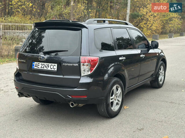 Субару Форестер, объемом двигателя 2.46 л и пробегом 266 тыс. км за 7999 $, фото 5 на Automoto.ua