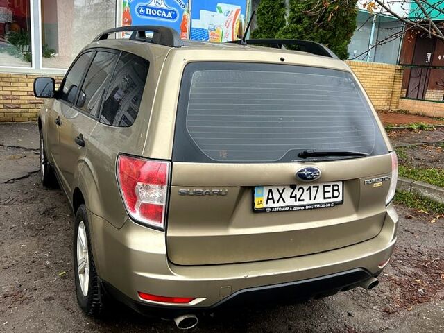 Субару Форестер, объемом двигателя 2 л и пробегом 230 тыс. км за 7600 $, фото 5 на Automoto.ua