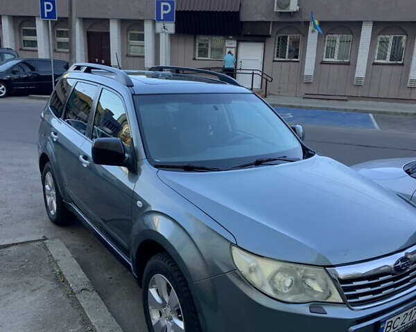 Субару Форестер, объемом двигателя 2 л и пробегом 290 тыс. км за 9000 $, фото 2 на Automoto.ua