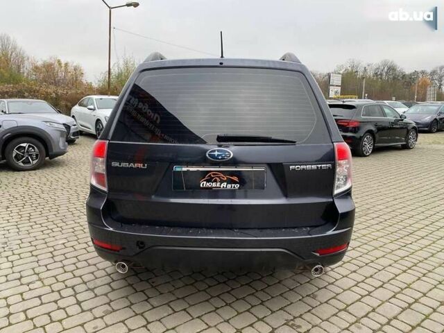 Субару Форестер, объемом двигателя 2 л и пробегом 233 тыс. км за 7900 $, фото 5 на Automoto.ua