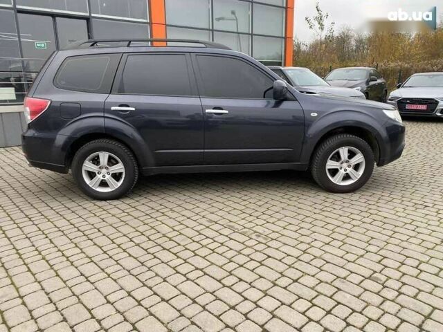 Субару Форестер, объемом двигателя 2 л и пробегом 233 тыс. км за 7900 $, фото 7 на Automoto.ua