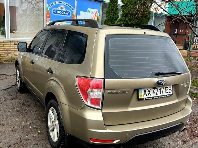 Субару Форестер, объемом двигателя 2 л и пробегом 230 тыс. км за 7600 $, фото 2 на Automoto.ua