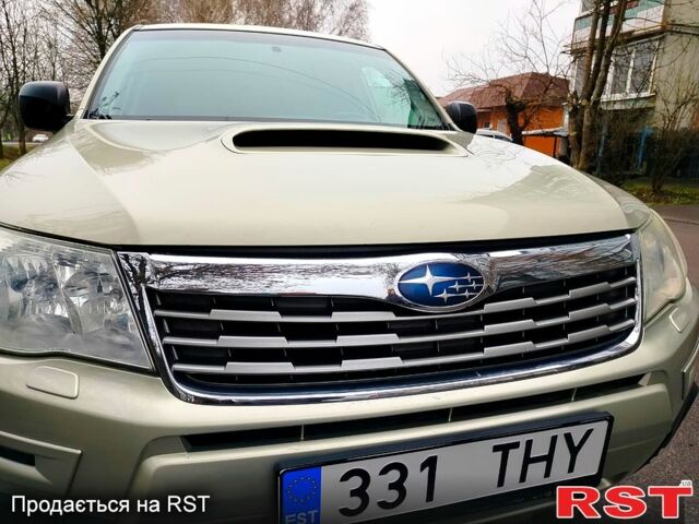 Субару Форестер, объемом двигателя 2 л и пробегом 242 тыс. км за 5300 $, фото 3 на Automoto.ua