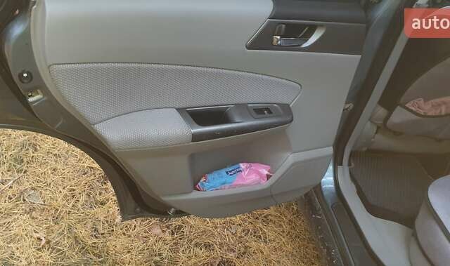 Субару Forester, об'ємом двигуна 2.46 л та пробігом 230 тис. км за 9400 $, фото 5 на Automoto.ua