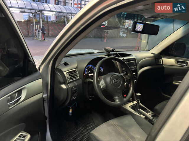 Субару Форестер, объемом двигателя 1.99 л и пробегом 213 тыс. км за 8800 $, фото 5 на Automoto.ua