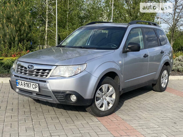 Субару Forester, об'ємом двигуна 2 л та пробігом 229 тис. км за 8650 $, фото 2 на Automoto.ua