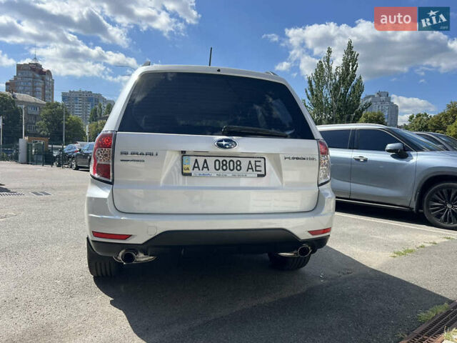 Субару Форестер, объемом двигателя 1.99 л и пробегом 240 тыс. км за 11500 $, фото 4 на Automoto.ua