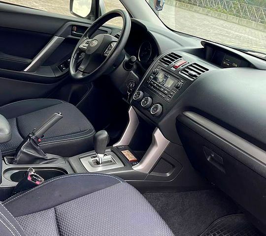 Субару Форестер, объемом двигателя 2.5 л и пробегом 165 тыс. км за 9999 $, фото 7 на Automoto.ua