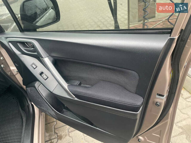 Субару Форестер, объемом двигателя 2.5 л и пробегом 164 тыс. км за 9800 $, фото 11 на Automoto.ua