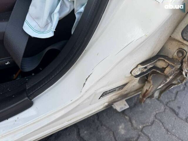 Субару Форестер, объемом двигателя 2.5 л и пробегом 241 тыс. км за 8800 $, фото 13 на Automoto.ua