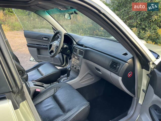 Жовтий Субару Forester, об'ємом двигуна 1.99 л та пробігом 378 тис. км за 4200 $, фото 7 на Automoto.ua