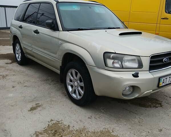Желтый Субару Форестер, объемом двигателя 2 л и пробегом 320 тыс. км за 5000 $, фото 5 на Automoto.ua