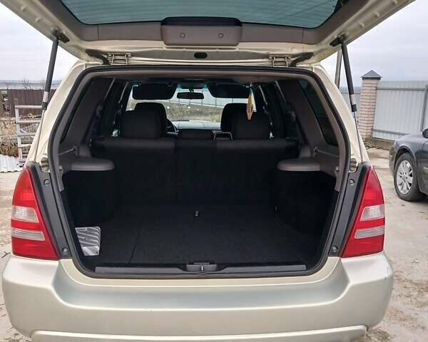 Желтый Субару Форестер, объемом двигателя 2 л и пробегом 320 тыс. км за 5000 $, фото 9 на Automoto.ua