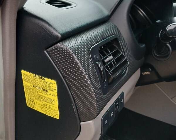 Желтый Субару Форестер, объемом двигателя 2 л и пробегом 320 тыс. км за 5000 $, фото 13 на Automoto.ua