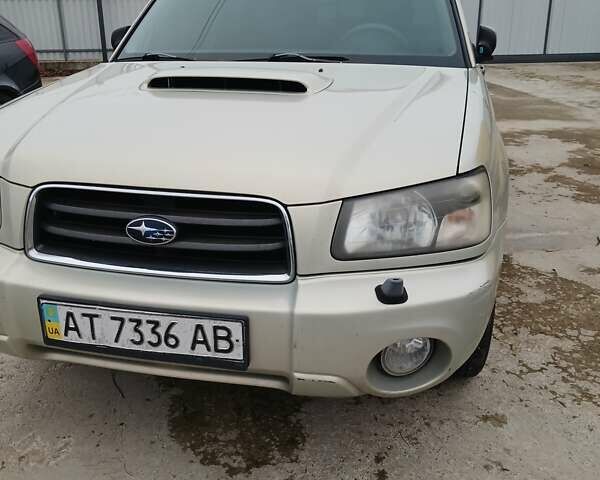 Желтый Субару Форестер, объемом двигателя 2 л и пробегом 320 тыс. км за 5000 $, фото 6 на Automoto.ua