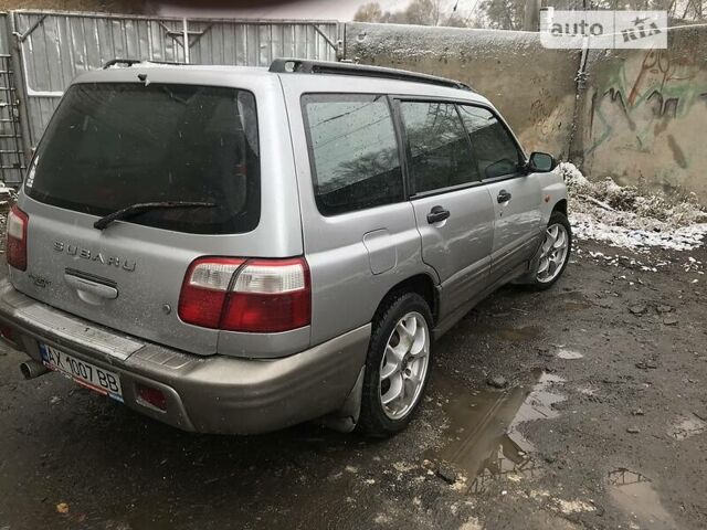 Сірий Субару Forester, об'ємом двигуна 2 л та пробігом 345 тис. км за 3800 $, фото 2 на Automoto.ua