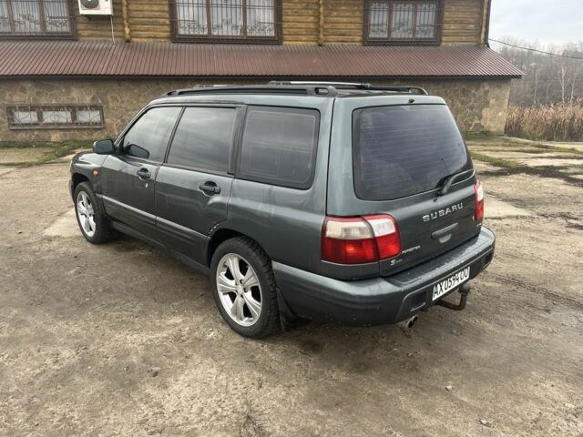 Серый Субару Форестер, объемом двигателя 2 л и пробегом 350 тыс. км за 4500 $, фото 2 на Automoto.ua