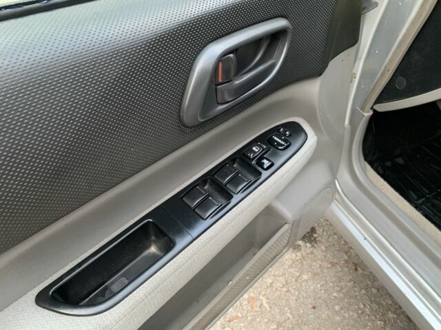 Серый Субару Форестер, объемом двигателя 2 л и пробегом 179 тыс. км за 5500 $, фото 9 на Automoto.ua