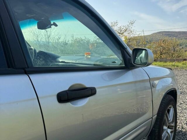 Сірий Субару Forester, об'ємом двигуна 2 л та пробігом 333 тис. км за 5000 $, фото 6 на Automoto.ua