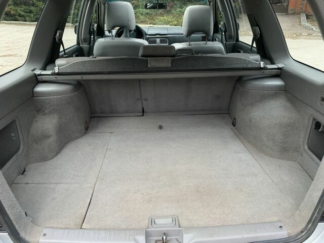 Серый Субару Форестер, объемом двигателя 2 л и пробегом 179 тыс. км за 5500 $, фото 12 на Automoto.ua