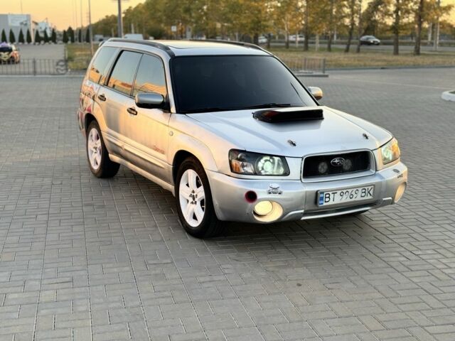 Сірий Субару Forester, об'ємом двигуна 2 л та пробігом 299 тис. км за 4100 $, фото 1 на Automoto.ua