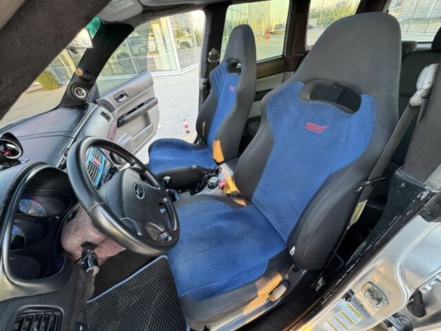 Сірий Субару Forester, об'ємом двигуна 2 л та пробігом 299 тис. км за 4100 $, фото 5 на Automoto.ua