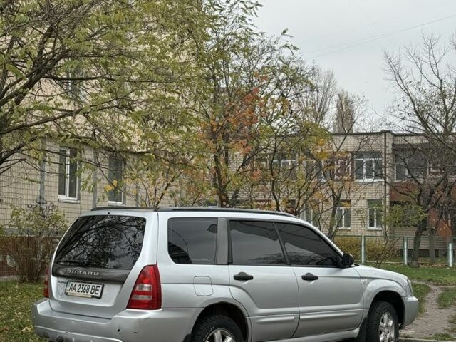 Сірий Субару Forester, об'ємом двигуна 2 л та пробігом 264 тис. км за 3999 $, фото 1 на Automoto.ua