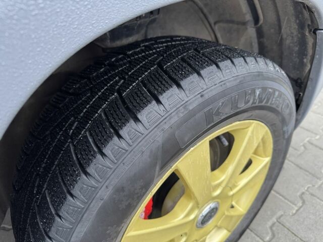 Серый Субару Форестер, объемом двигателя 2.5 л и пробегом 255 тыс. км за 6600 $, фото 7 на Automoto.ua