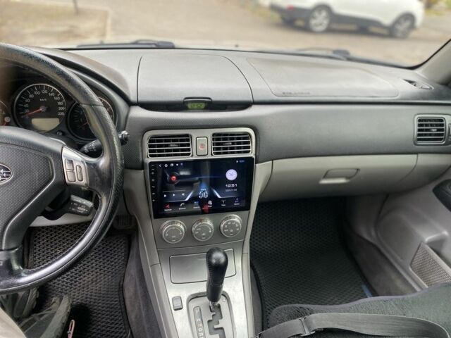 Серый Субару Форестер, объемом двигателя 2 л и пробегом 350 тыс. км за 5950 $, фото 12 на Automoto.ua