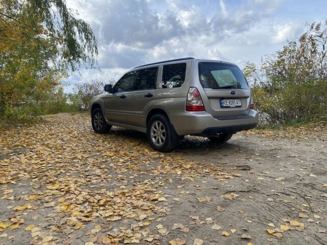 Серый Субару Форестер, объемом двигателя 2 л и пробегом 350 тыс. км за 5950 $, фото 4 на Automoto.ua