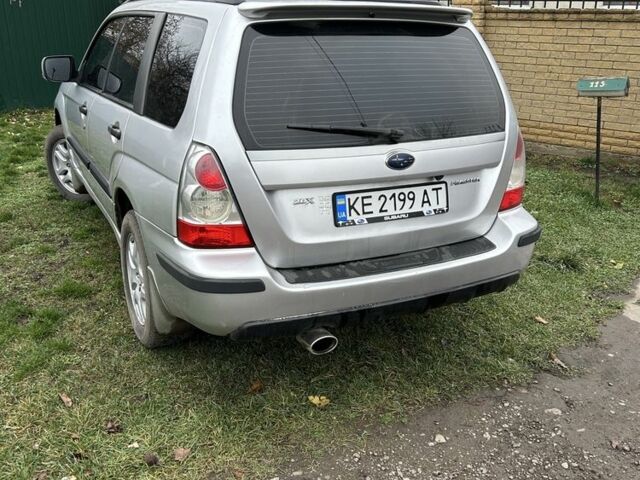 Серый Субару Форестер, объемом двигателя 2 л и пробегом 335 тыс. км за 6750 $, фото 3 на Automoto.ua