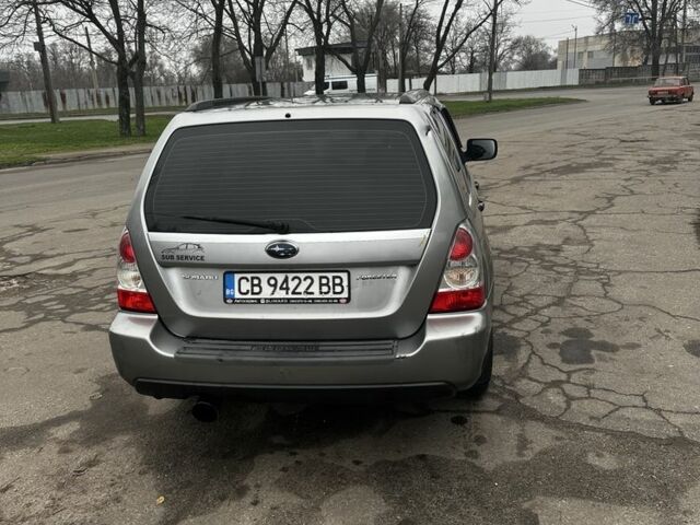 Серый Субару Форестер, объемом двигателя 2 л и пробегом 370 тыс. км за 4000 $, фото 4 на Automoto.ua