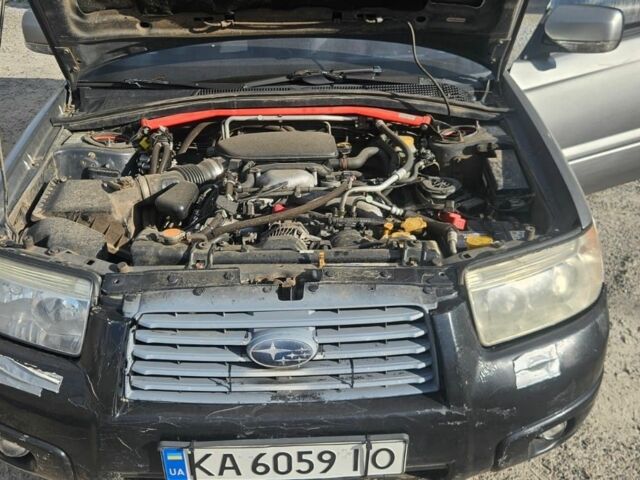 Серый Субару Форестер, объемом двигателя 2 л и пробегом 351 тыс. км за 2605 $, фото 4 на Automoto.ua