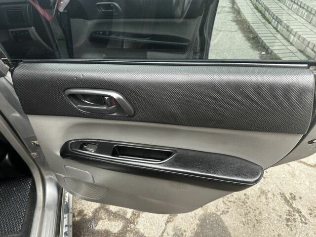 Серый Субару Форестер, объемом двигателя 2 л и пробегом 370 тыс. км за 4000 $, фото 9 на Automoto.ua